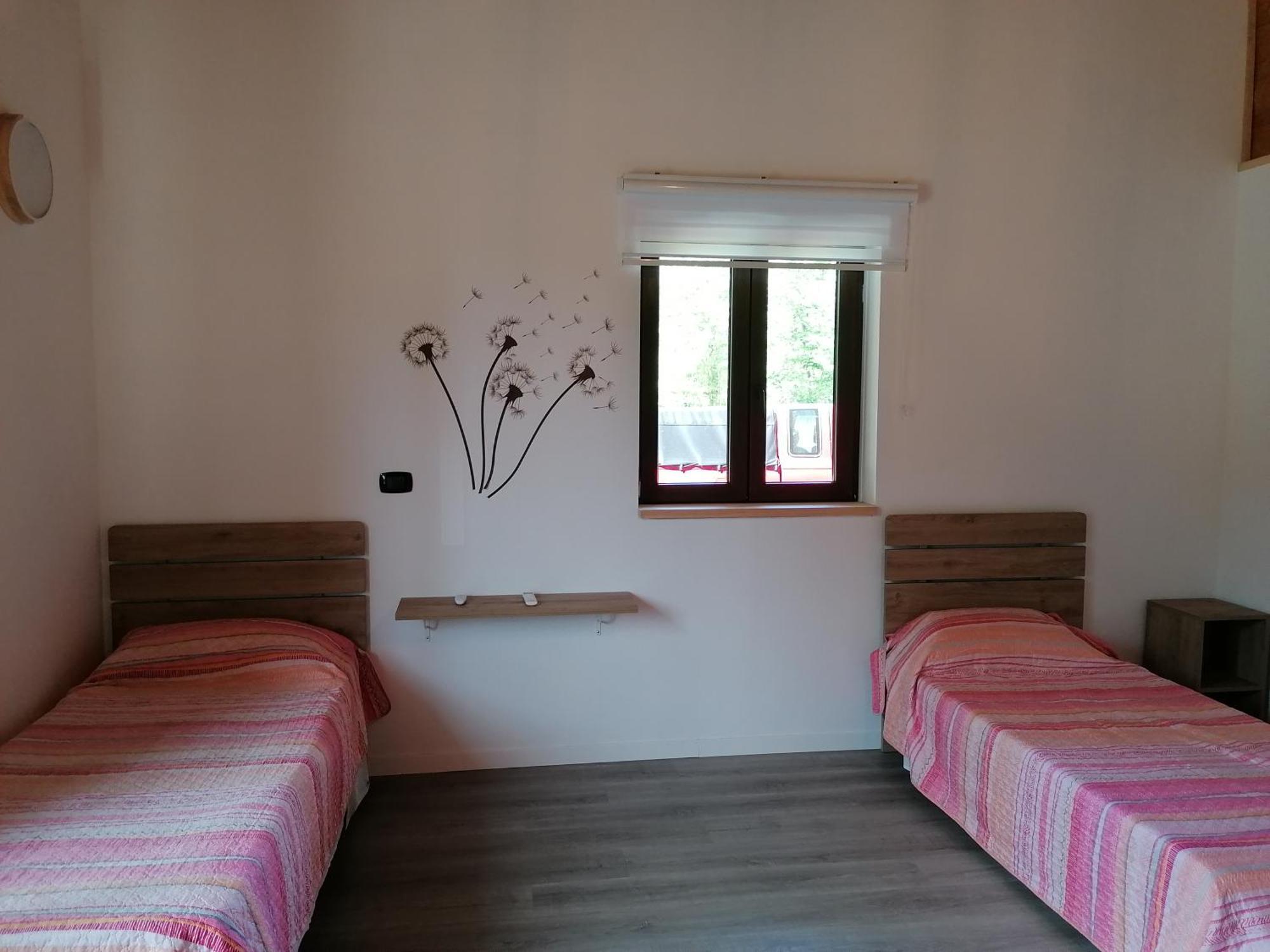 Agriturismo Bio Apipoli Montano Lucino ภายนอก รูปภาพ