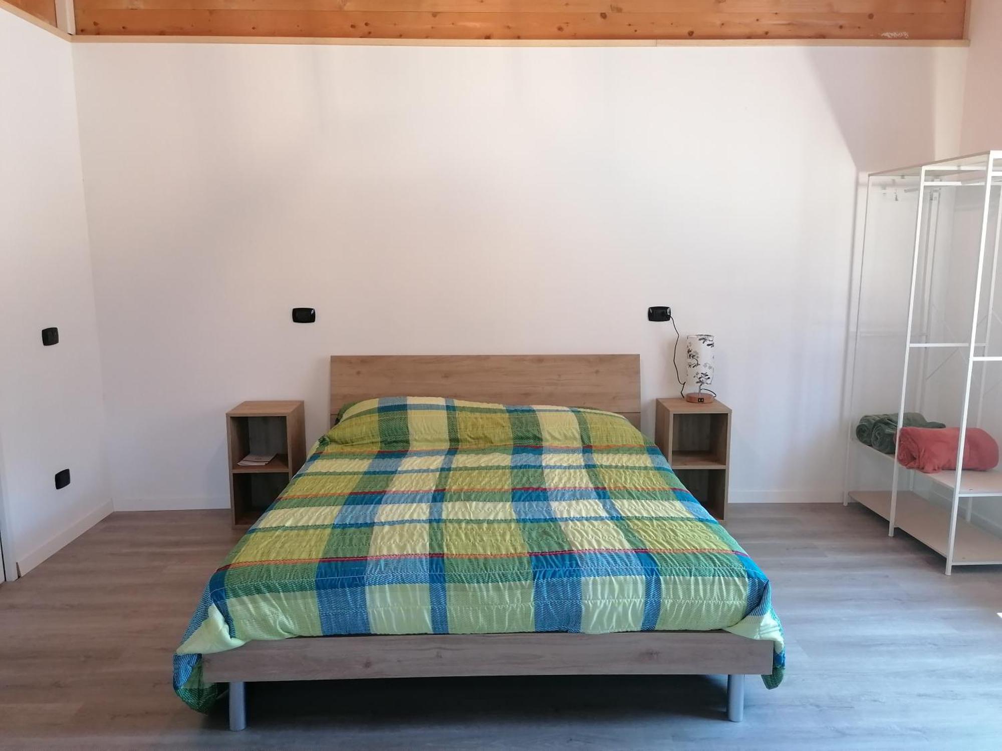 Agriturismo Bio Apipoli Montano Lucino ภายนอก รูปภาพ